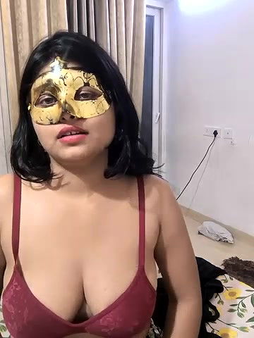 Stripchat-Public.Show-c-mahi69a-2025.04.30.181833