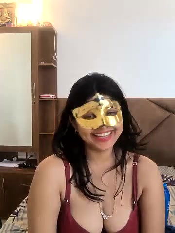 Stripchat-Public.Show-c-mahi69a-2025.05.01.090238