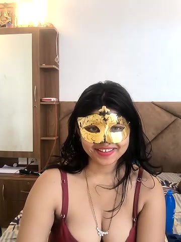 Stripchat-Public.Show-c-mahi69a-2025.05.01.090238