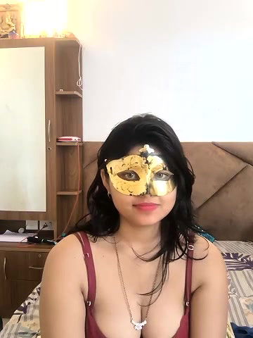 Stripchat-Public.Show-c-mahi69a-2025.05.01.090238