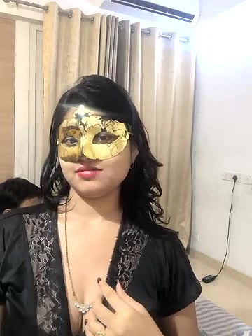 Stripchat-Public.Show-c-mahi69a-2025.05.01.191012