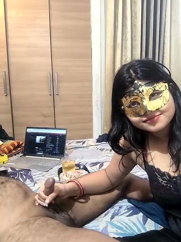 Stripchat-Public.Show-c-mahi69a-2025.05.12.190434