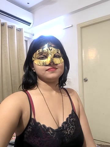 Stripchat-Public.Show-c-mahi69a-2025.05.12.190434