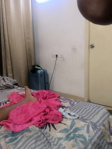 Stripchat-Public.Show-c-mahi69a-2025.05.13.205554