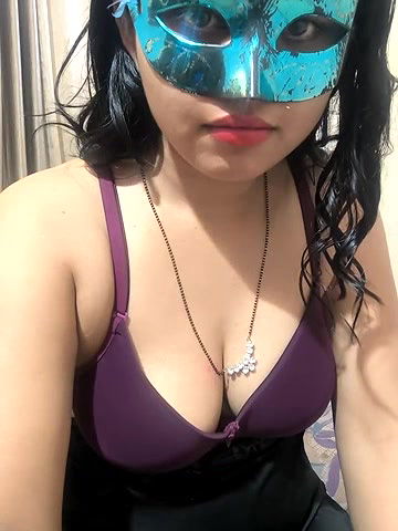 Stripchat-Public.Show-c-mahi69a-2025.05.13.205554