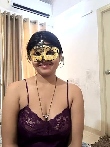 Stripchat-Public.Show-c-mahi69a-2025.05.14.105243