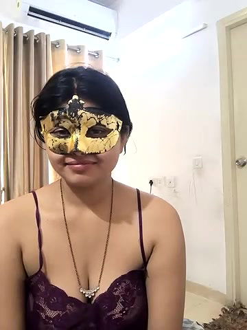 Stripchat-Public.Show-c-mahi69a-2025.05.14.105713