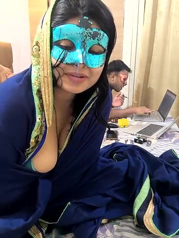 Stripchat-Public.Show-c-mahi69a-2025.05.14.173342