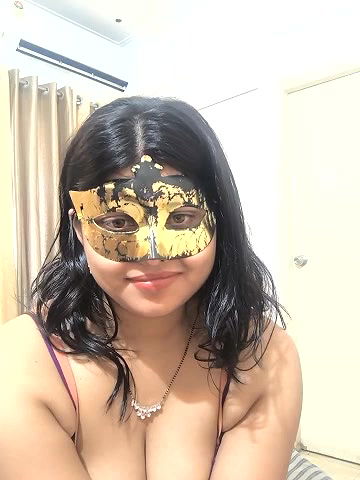 Stripchat-Public.Show-c-mahi69a-2025.05.16.064537