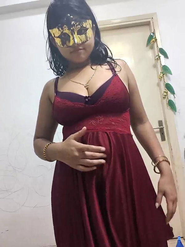 Stripchat-Public.Show-c-mahi69a-2025.05.17.165958