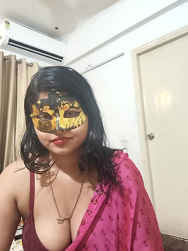 Stripchat-Public.Show-c-mahi69a-2025.05.18.165229