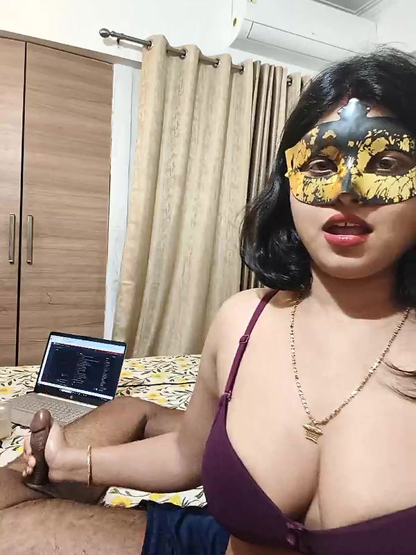 Stripchat-Public.Show-c-mahi69a-2025.05.19.191212