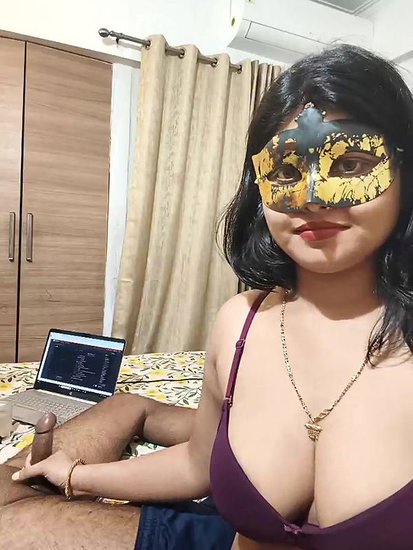 Stripchat-Public.Show-c-mahi69a-2025.05.19.191212