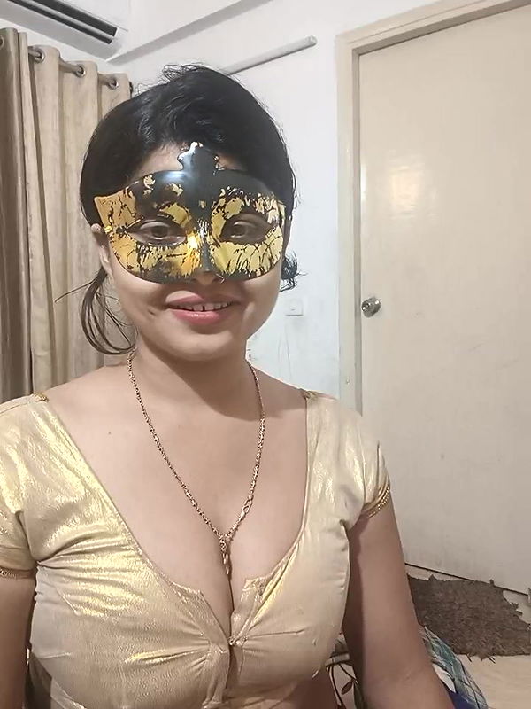 Stripchat-Public.Show-c-mahi69a-2025.05.20.174421