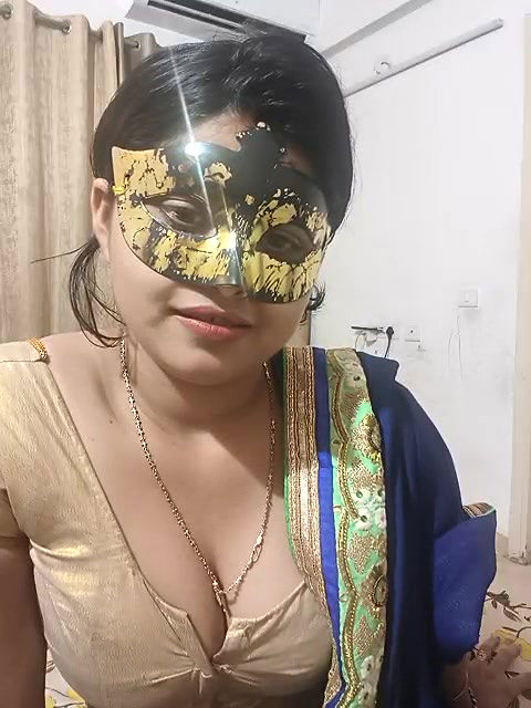 Stripchat-Public.Show-c-mahi69a-2025.05.20.174807