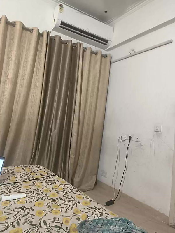 Stripchat-Public.Show-c-mahi69a-2025.05.20.182359