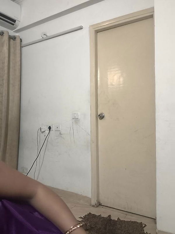 Stripchat-Public.Show-c-mahi69a-2025.05.20.210603