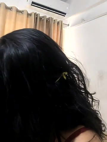 Stripchat-Public.Show-c-mahi69a-2025.05.23.111008