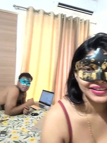 Stripchat-Public.Show-c-mahi69a-2025.05.23.111008