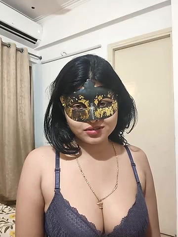 Stripchat-Public.Show-c-mahi69a-2025.05.24.190048