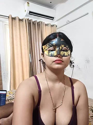 Stripchat-Public.Show-c-mahi69a-2025.05.27.073248