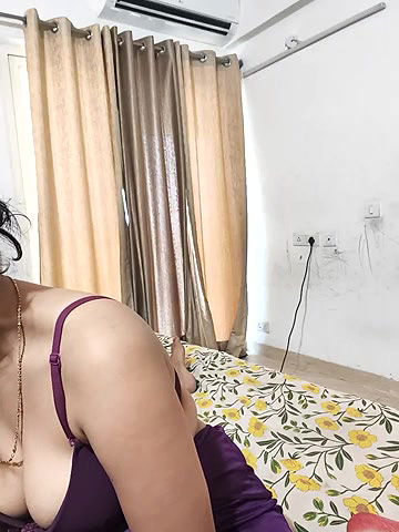 Stripchat-Public.Show-c-mahi69a-2025.05.27.073248