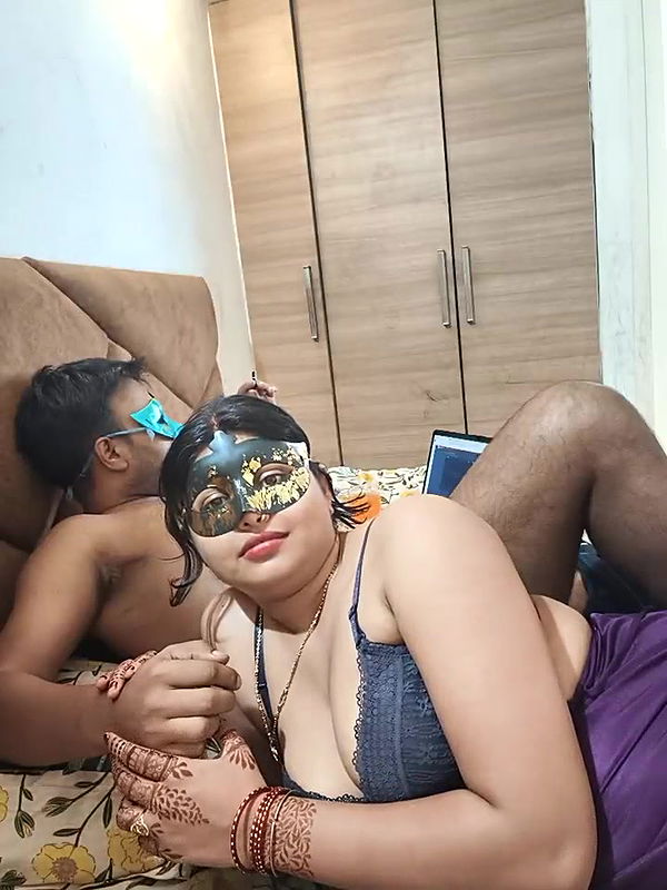 Stripchat-Public.Show-c-mahi69a-2025.05.27.101422