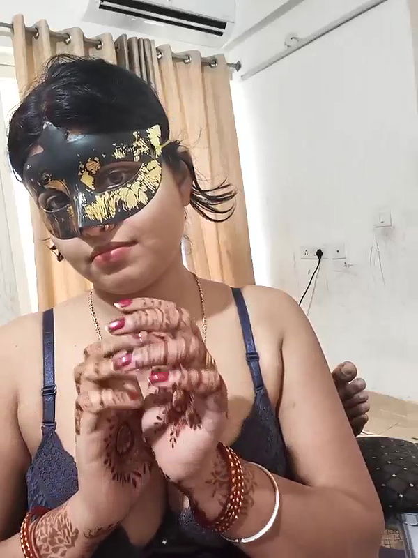 Stripchat-Public.Show-c-mahi69a-2025.05.27.101422