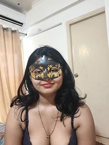 Stripchat-Public.Show-c-mahi69a-2025.05.28.094643