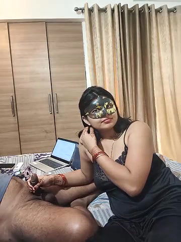 Stripchat-Public.Show-c-mahi69a-2025.05.28.111132