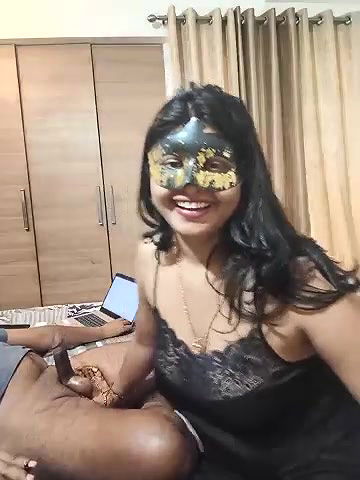 Stripchat-Public.Show-c-mahi69a-2025.05.28.111132