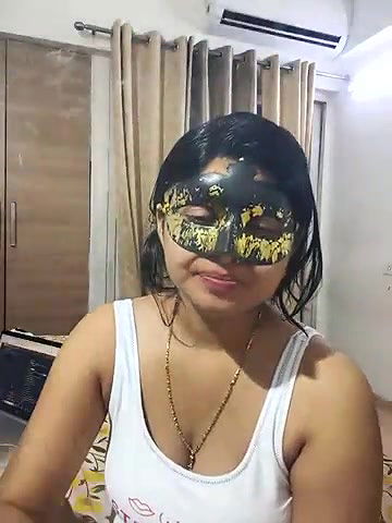 Stripchat-Public.Show-c-mahi69a-2025.05.31.172332