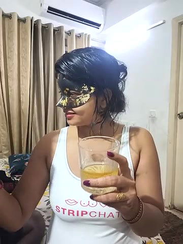 Stripchat-Public.Show-c-mahi69a-2025.05.31.173822