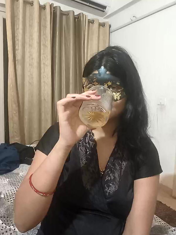 Stripchat-Public.Show-c-mahi69a-2025.06.05.183831