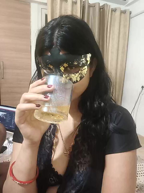 Stripchat-Public.Show-c-mahi69a-2025.06.05.183831