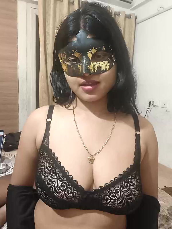 Stripchat-Public.Show-c-mahi69a-2025.06.05.183831