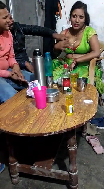 Hot Call Girl With Young Guys