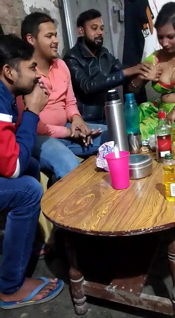 Hot Call Girl With Young Guys