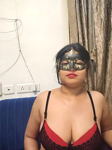 Stripchat-Public.Show-c-mahi69a-2025.06.11.193832