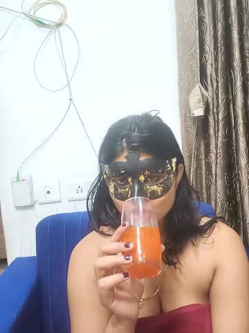 Stripchat-Public.Show-c-mahi69a-2025.06.12.195626