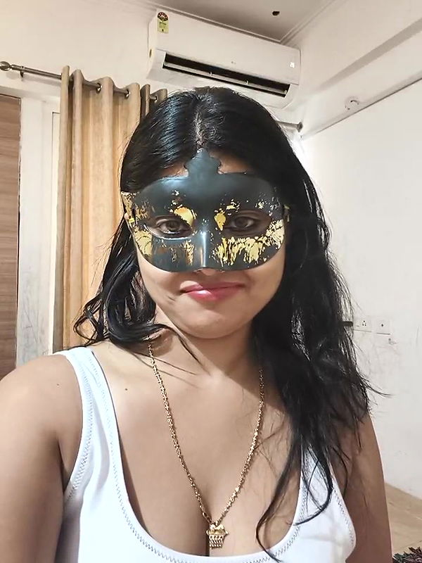 Stripchat-Public.Show-c-mahi69a-2025.06.14.044915