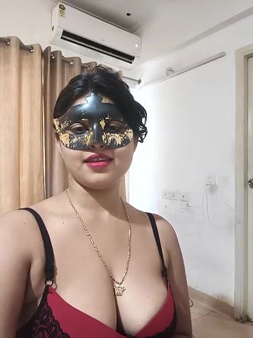 Stripchat-Public.Show-c-mahi69a-2025.06.15.060115