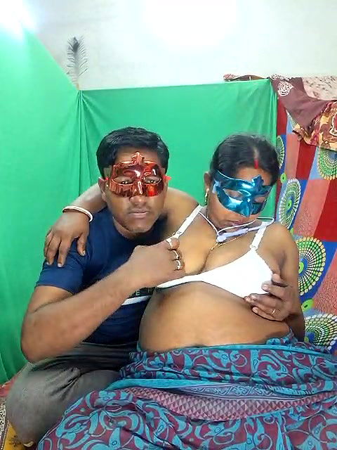 Stripchat-Public.Show-c-Real_Desi_Couple-2025.01.22.193927