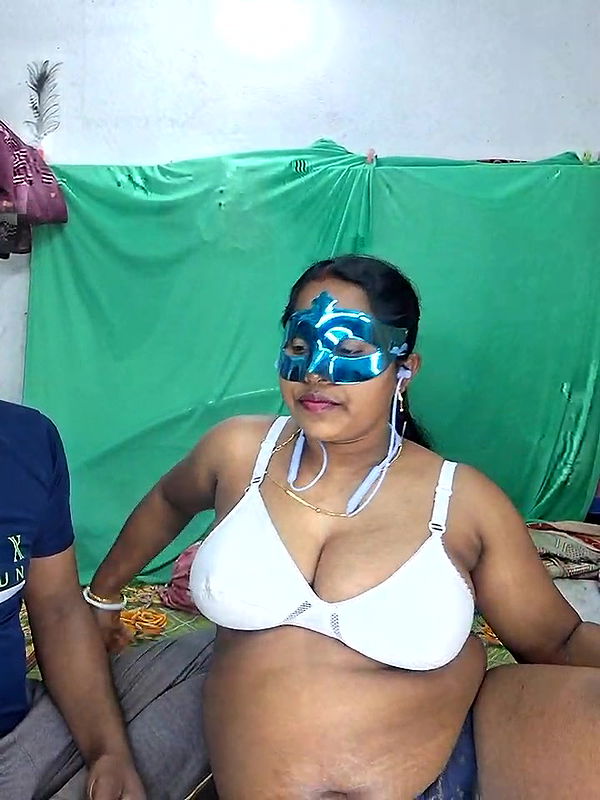 Stripchat-Public.Show-c-Real_Desi_Couple-2025.02.03.172545