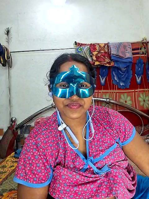 Stripchat-Public.Show-c-Real_Desi_Couple-2025.02.05.193436