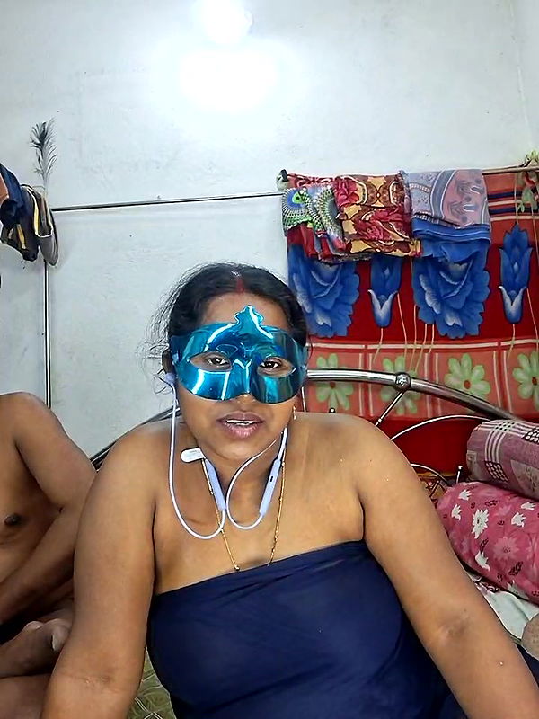 Stripchat-Public.Show-c-Real_Desi_Couple-2025.02.05.211658