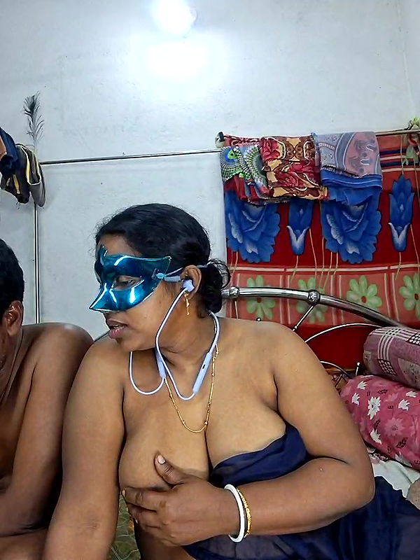 Stripchat-Public.Show-c-Real_Desi_Couple-2025.02.05.211658