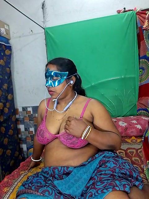 Stripchat-Public.Show-c-Real_Desi_Couple-2025.02.13.180738