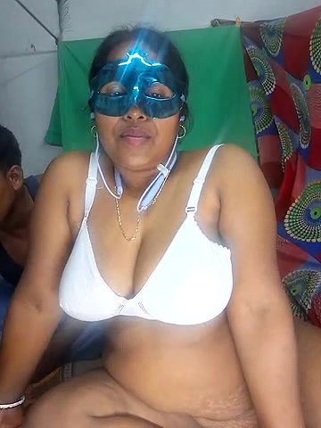 Stripchat-Public.Show-c-Real_Desi_Couple-2025.03.02.191126