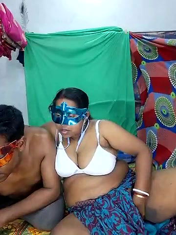 Stripchat-Public.Show-c-Real_Desi_Couple-2025.03.18.174701